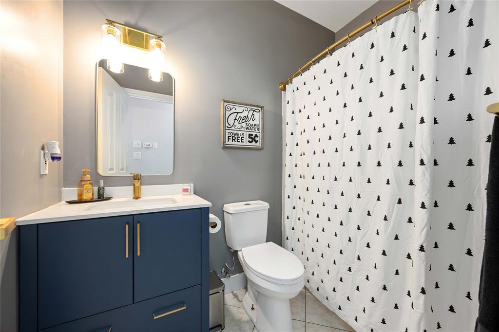 4294 GARDEN Crescent, Petrolia, Ontario, Canada photo 17