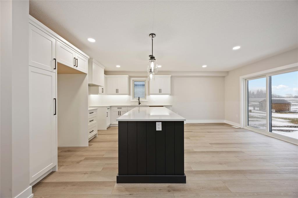 640 KETTER Way, Plympton-Wyoming, Ontario, Canada photo 7