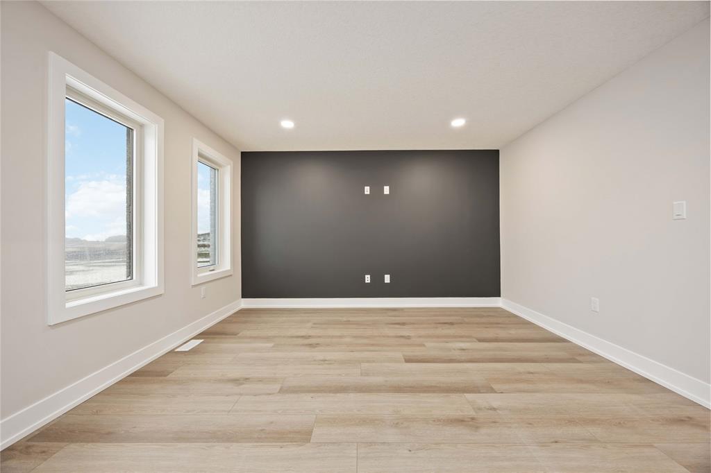 640 KETTER Way, Plympton-Wyoming, Ontario, Canada photo 10