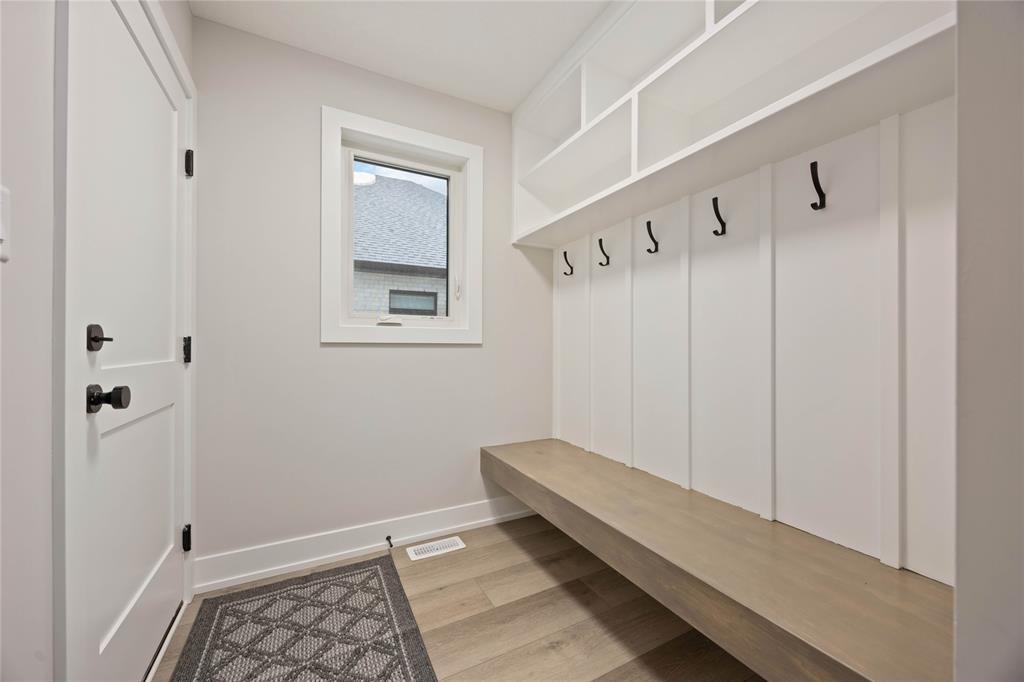 640 KETTER Way, Plympton-Wyoming, Ontario, Canada photo 16