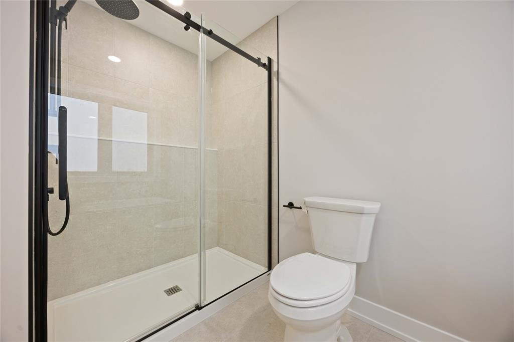 640 KETTER Way, Plympton-Wyoming, Ontario, Canada photo 23