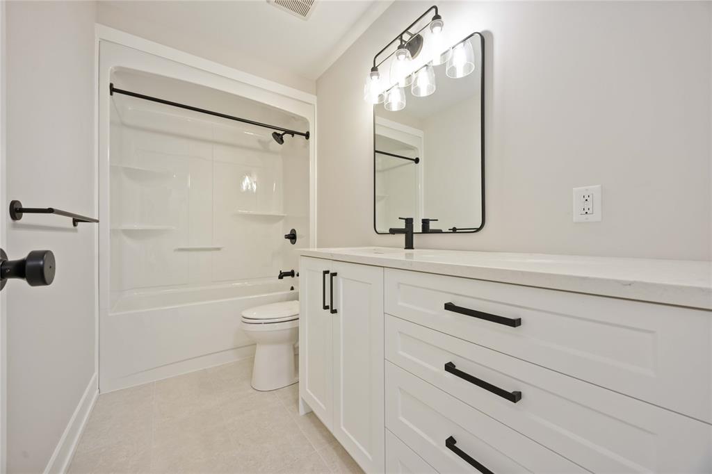 640 KETTER Way, Plympton-Wyoming, Ontario, Canada photo 24