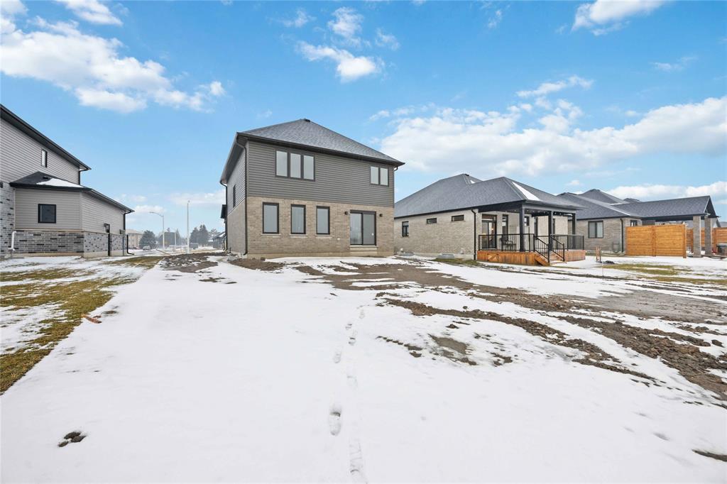 640 KETTER Way, Plympton-Wyoming, Ontario, Canada photo 30