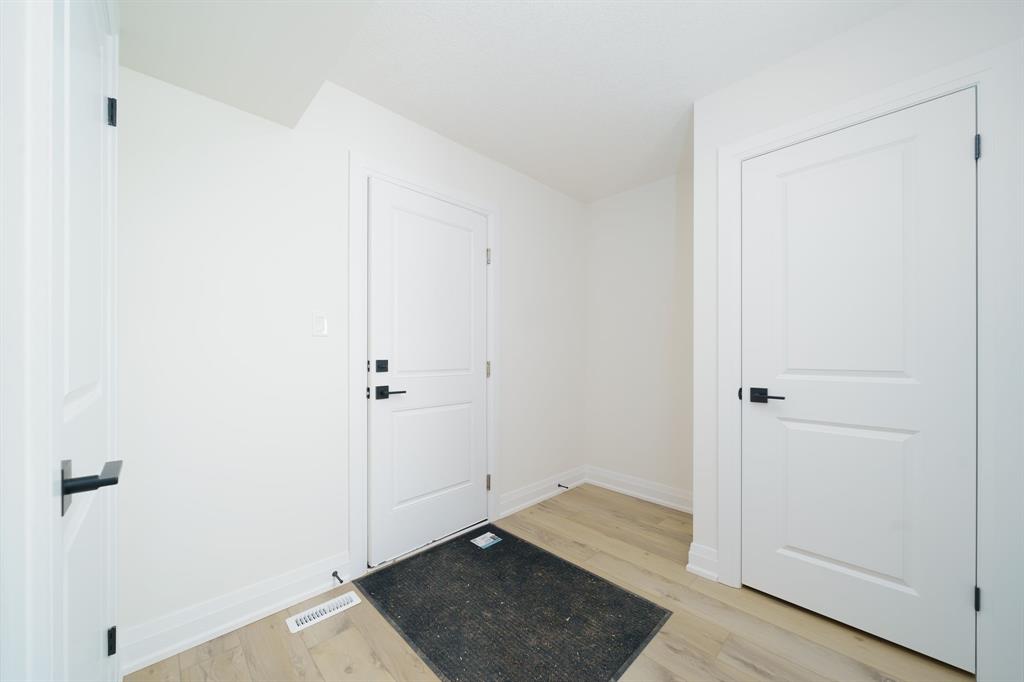 486 JULIANNA Court, Plympton-Wyoming, Ontario, Canada photo 14