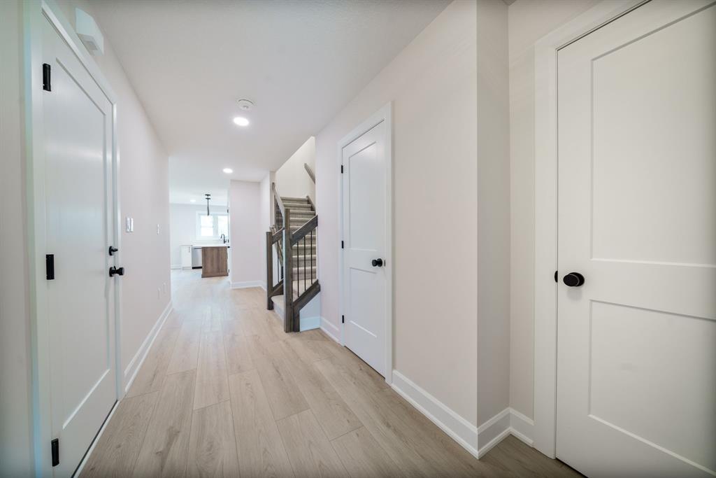 638 KETTER Way, Plympton-Wyoming, Ontario, Canada photo 3