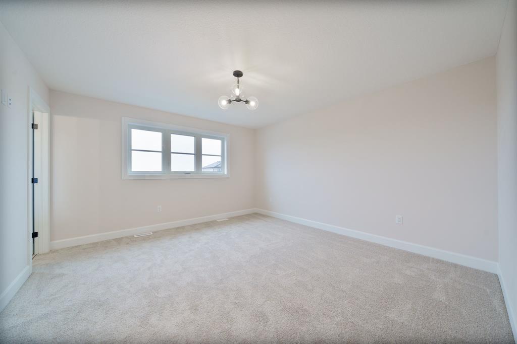 638 KETTER Way, Plympton-Wyoming, Ontario, Canada photo 11