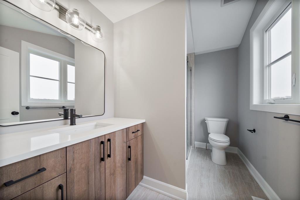 638 KETTER Way, Plympton-Wyoming, Ontario, Canada photo 13