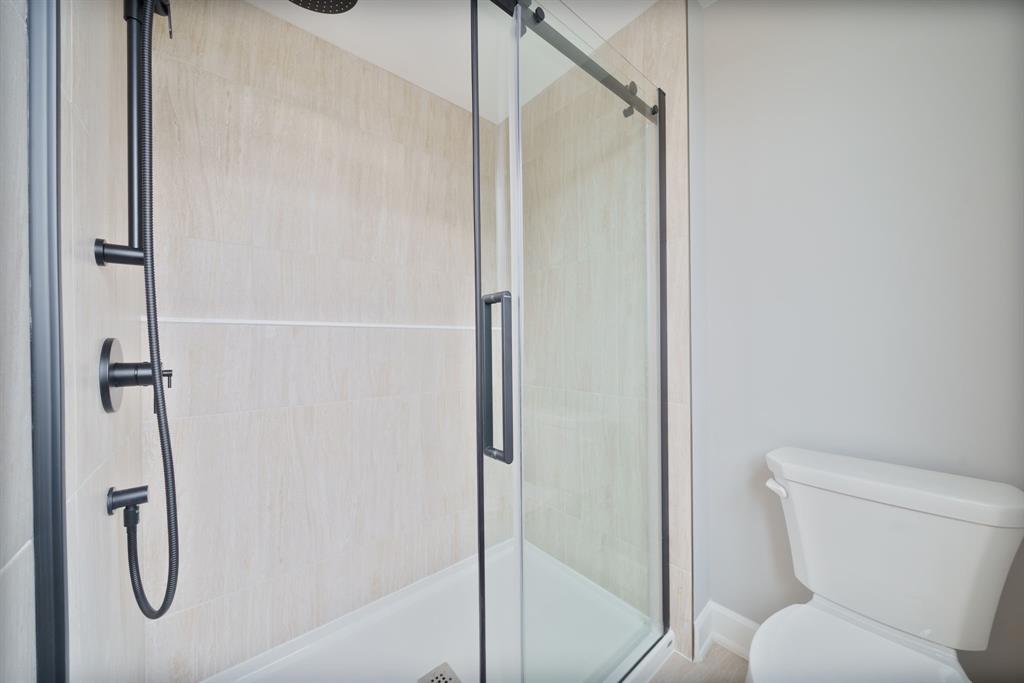 638 KETTER Way, Plympton-Wyoming, Ontario, Canada photo 14