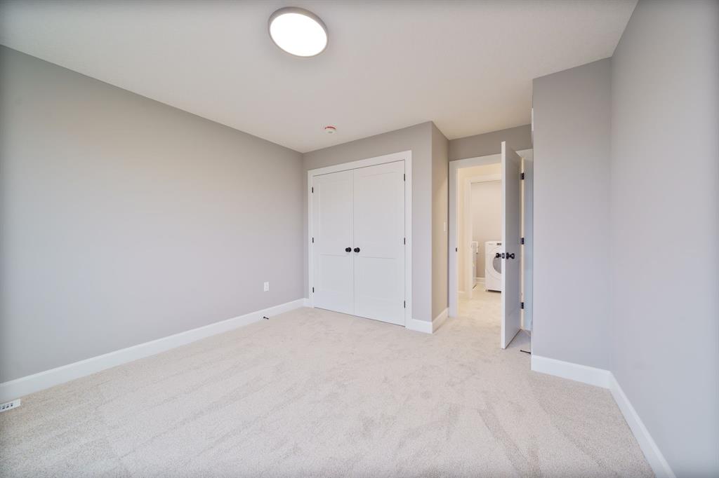 638 KETTER Way, Plympton-Wyoming, Ontario, Canada photo 18