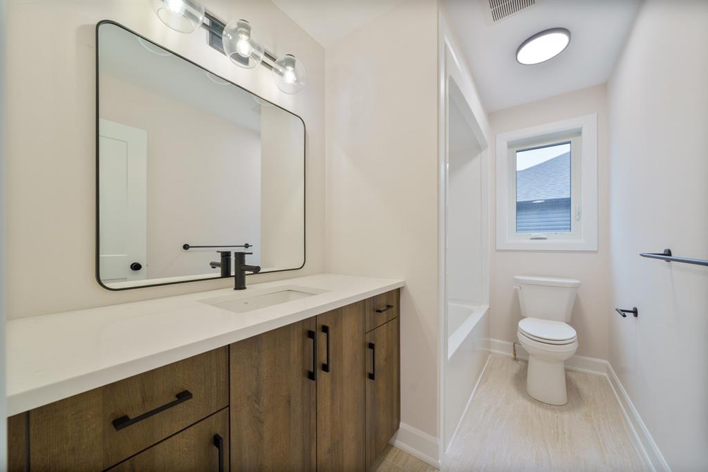 638 KETTER Way, Plympton-Wyoming, Ontario, Canada photo 20