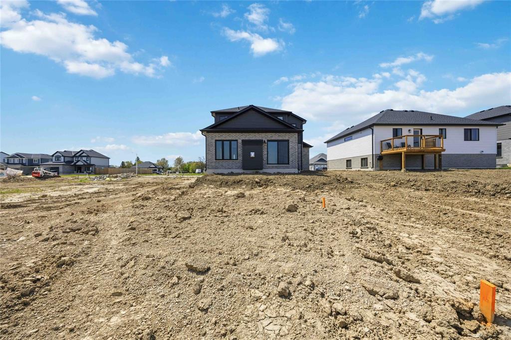 644 KETTER Way, Plympton-Wyoming, Ontario, Canada photo 27