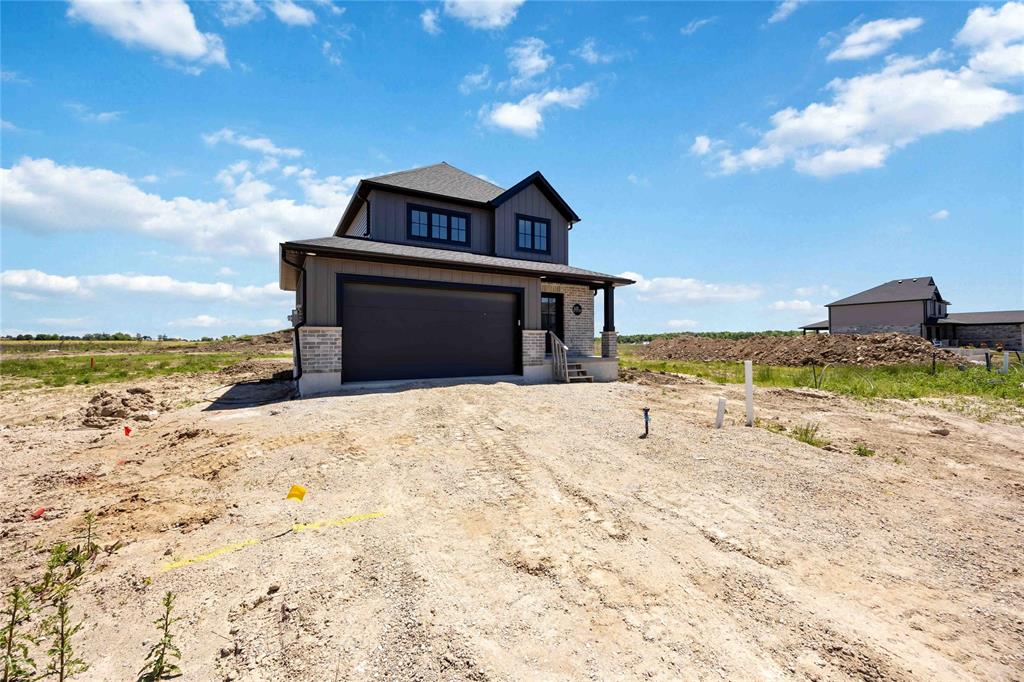 638 KETTER Way, Plympton-Wyoming, Ontario, Canada photo 2