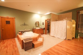 18 KING ST East, Lambton Shores, Ontario, Canada photo 2