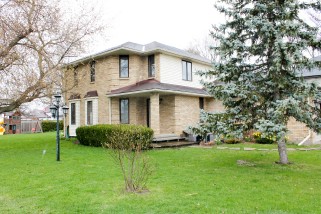 89 VICTORIA ST, Lambton Shores, Ontario, Canada photo 14
