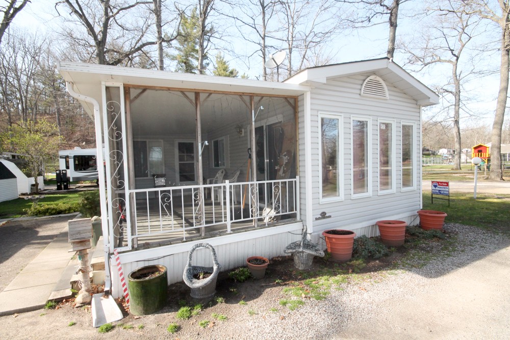 9910 NORTHVILLE CRES A-52, Lambton Shores, Ontario, Canada