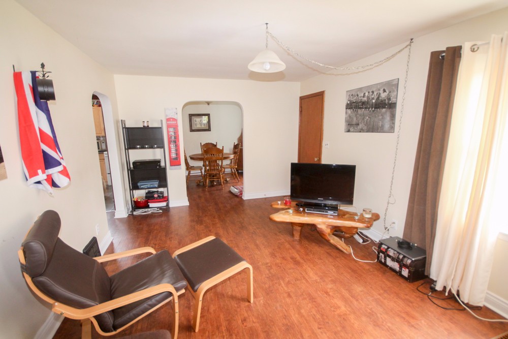 754 MURPHY RD, Sarnia, Ontario, Canada photo 8