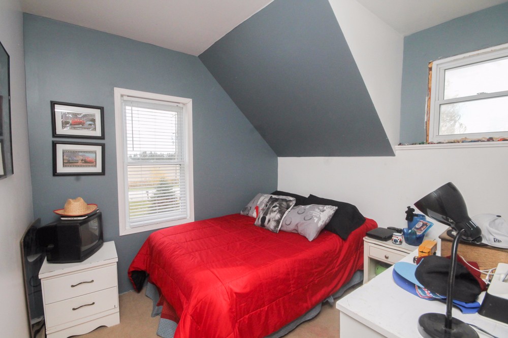 5773 WANSTEAD RD, Plympton-Wyoming, Ontario, Canada photo 18