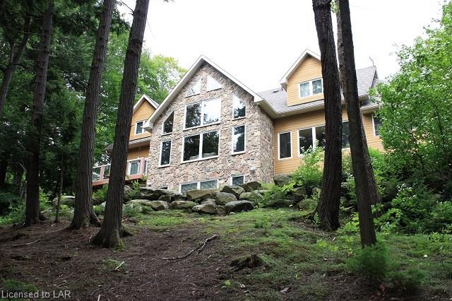 1046 Bonnyville Road, Haliburton Ontario, Canada