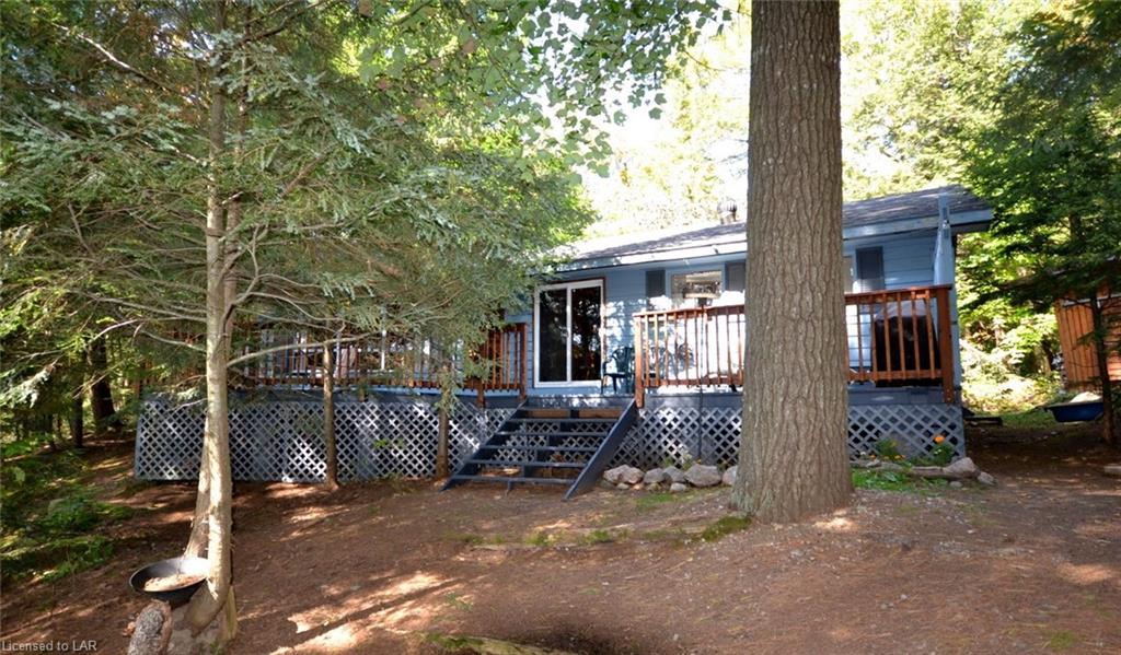 1030 TOAD RUSH Lane, Haliburton Ontario, Canada