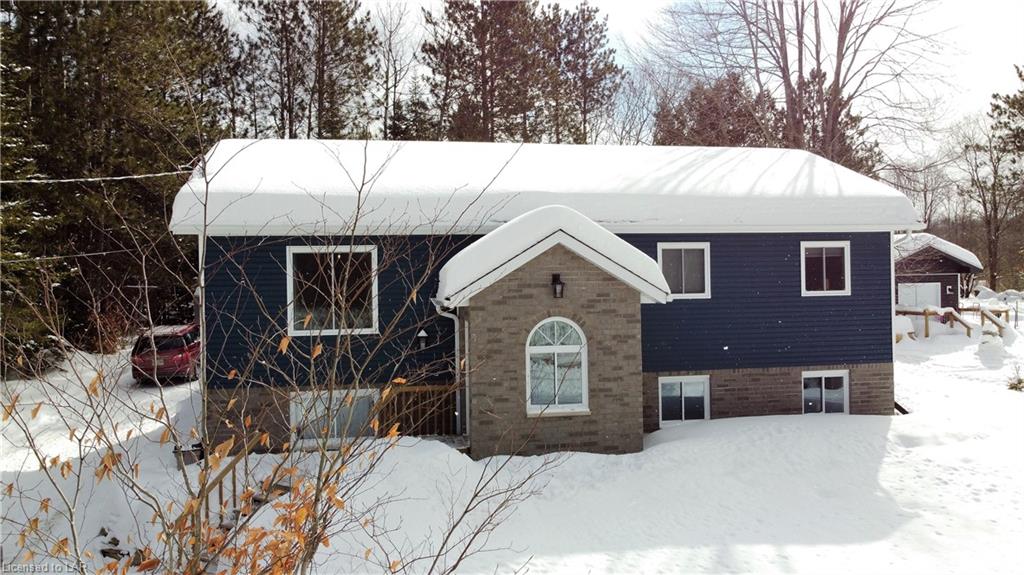 4342 COUNTY RD 21 Road, Haliburton Ontario, Canada