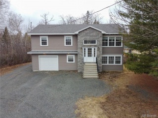 40 Aquarius Street, Fredericton New Brunswick, Canada
