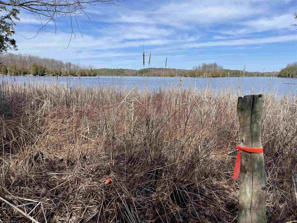MOSQUITO LAKE Road, Rideau Lakes, Ontario, Canada