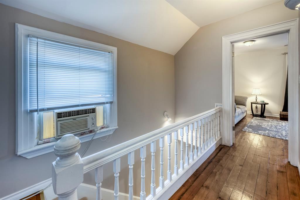 484 CHRISTINA Street North, Sarnia, Ontario, Canada