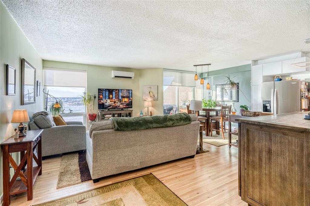 155 FRONT Street North Unit# 1105, Sarnia, Ontario, Canada photo 4