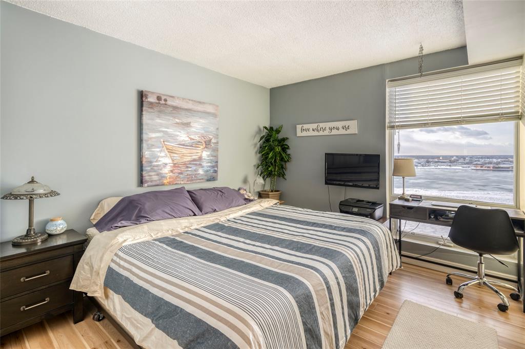 155 FRONT Street North Unit# 1105, Sarnia, Ontario, Canada photo 5