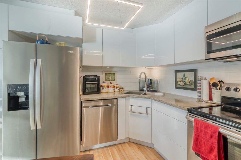 155 FRONT Street North Unit# 1105, Sarnia, Ontario, Canada photo 15