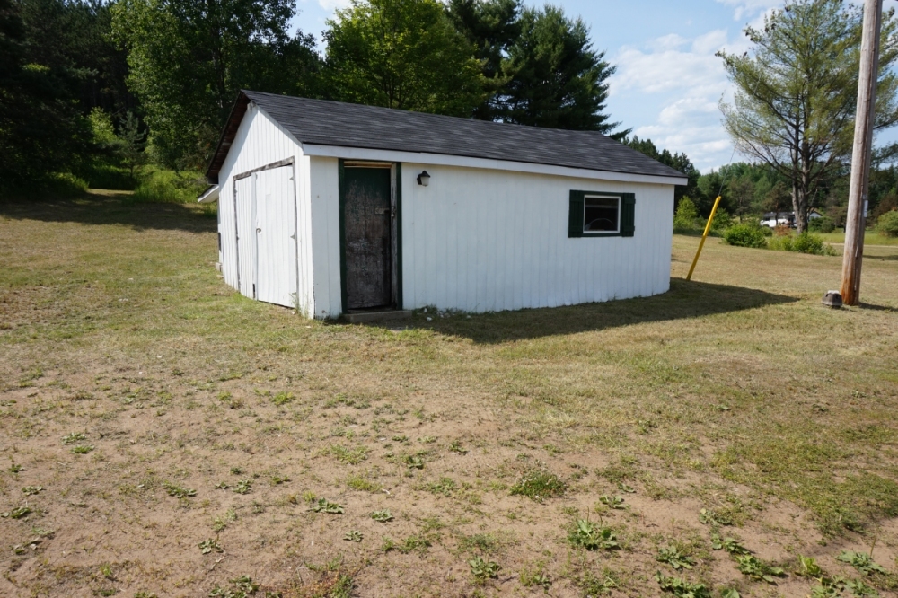 24700 Highway 41, Denbigh Ontario, Canada