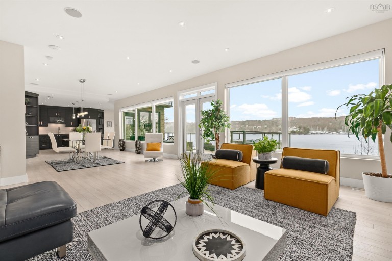 6946 Quinpool Rd, Halifax, Nova Scotia, Canada