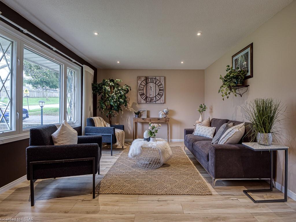 451 PARKINSON Road, Woodstock, Ontario, Canada