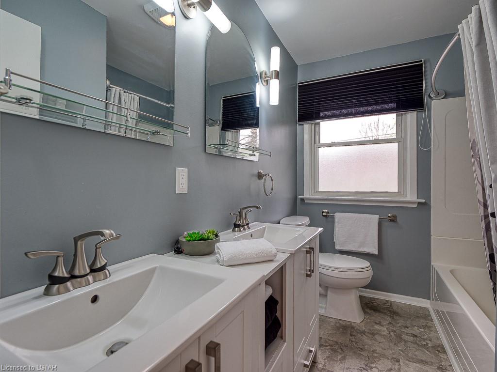 451 PARKINSON Road, Woodstock, Ontario, Canada