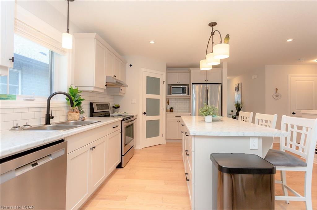 56 FOXTAIL Lane, St. Thomas, Ontario, Canada