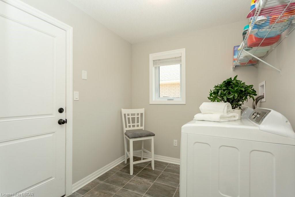 56 FOXTAIL Lane, St. Thomas, Ontario, Canada