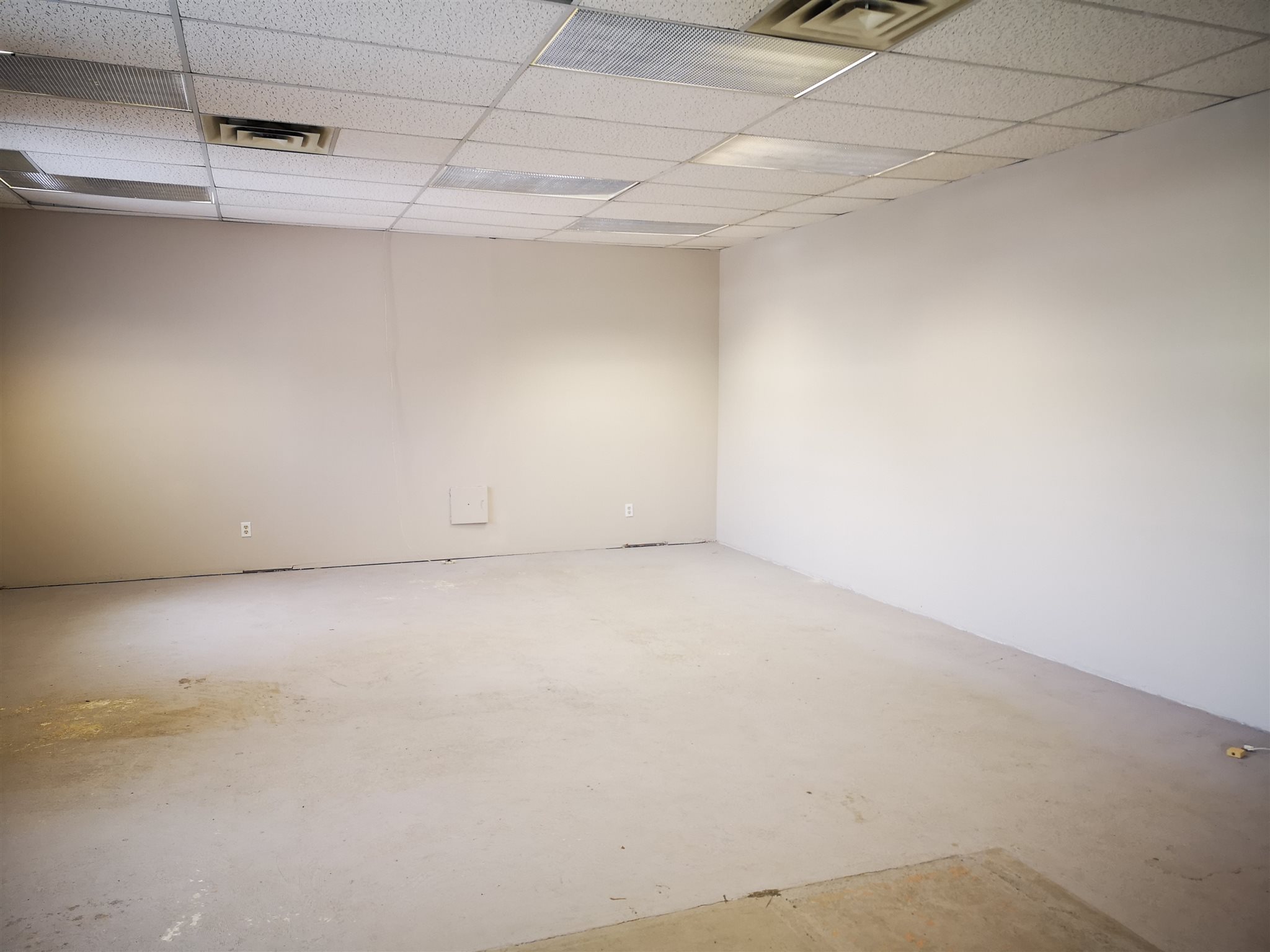 109 Queen Street E, Sault Ste. Marie Ontario, Canada