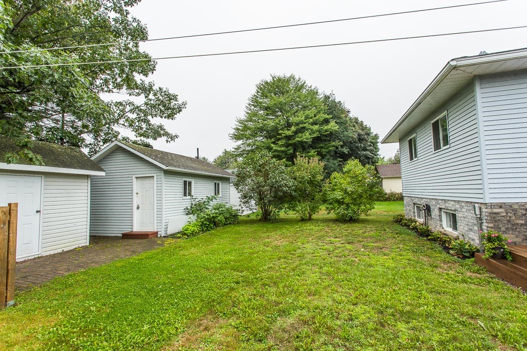 51 Amber Street, Sault Ste. Marie Ontario, Canada
