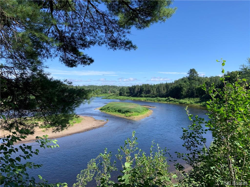 16 Digby Street, Blackville, New Brunswick Property Details