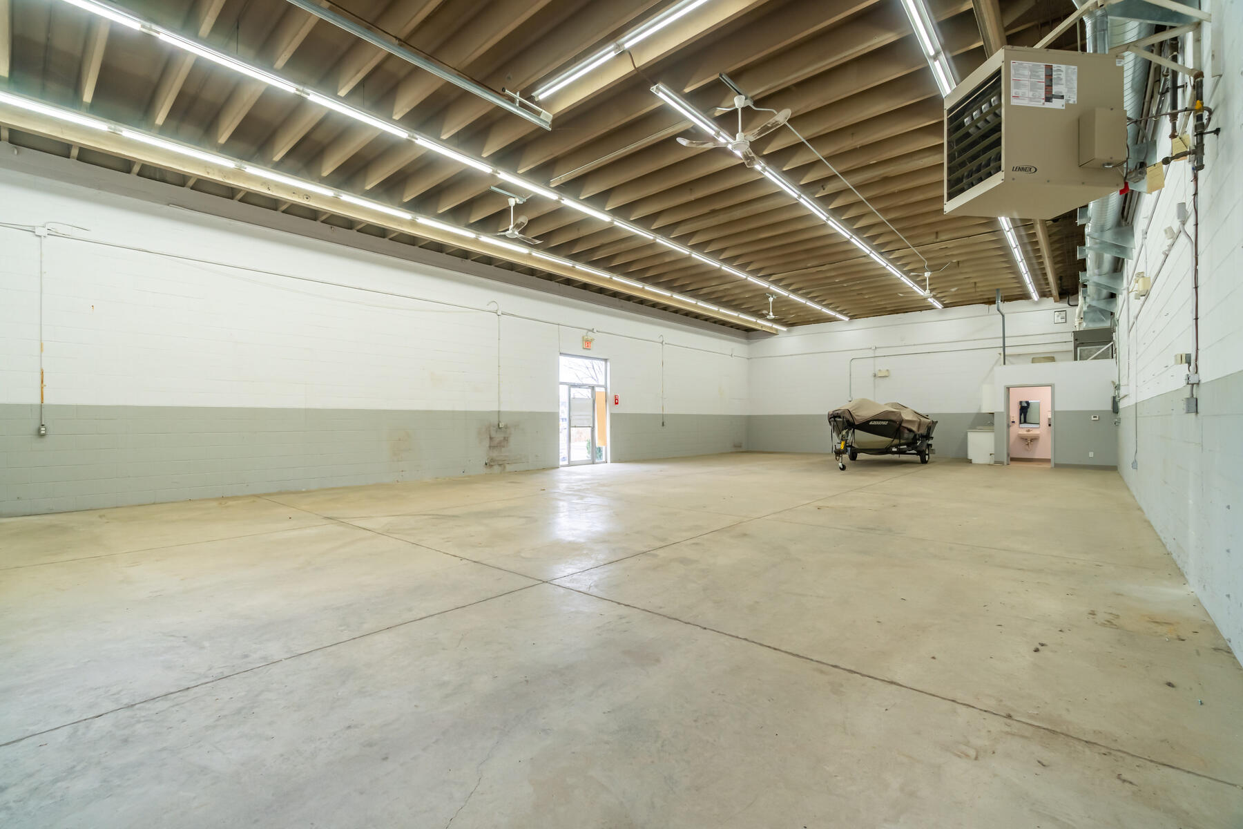 U 3 57-75 CANNIFTON RD, Belleville, Ontario, K8N4T9